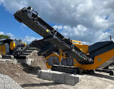 Crushing and sorting of rock mass